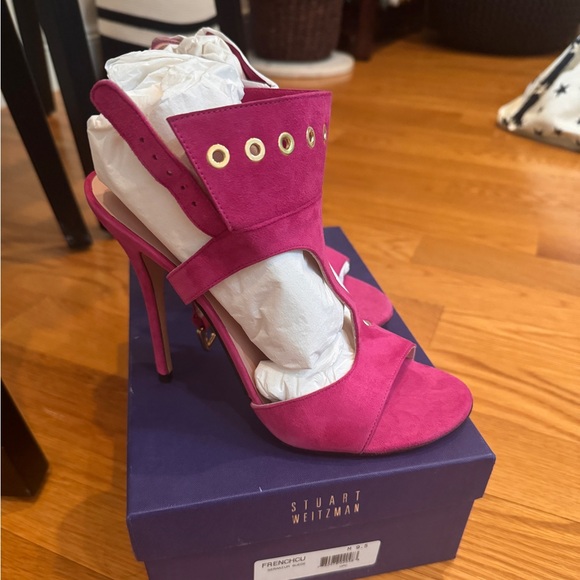 NEW Stuart Weitzman French Cuff Sandals in Geranium Suede - Size 9.5 - Picture 3 of 9